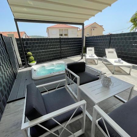 Sky Garden Trogir Apartment Екстериор снимка