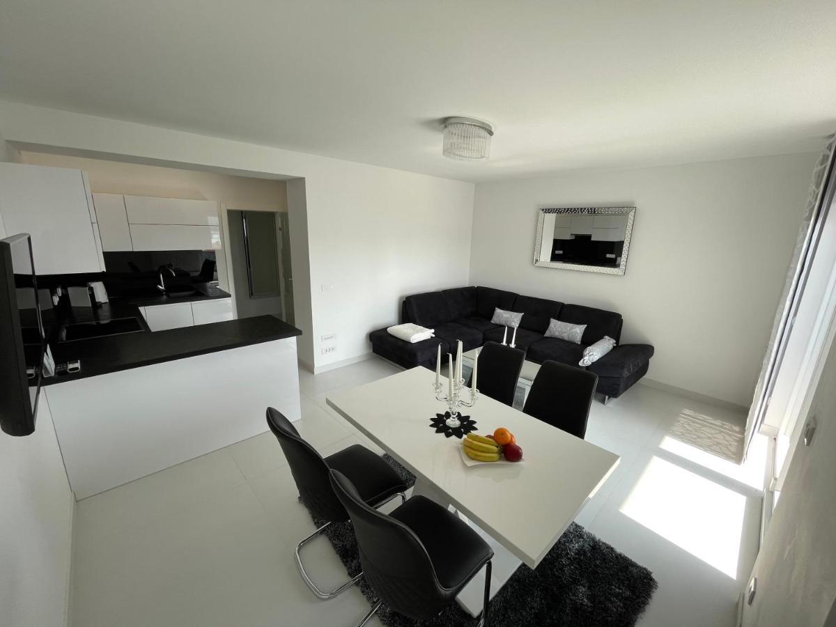 Sky Garden Trogir Apartment Екстериор снимка