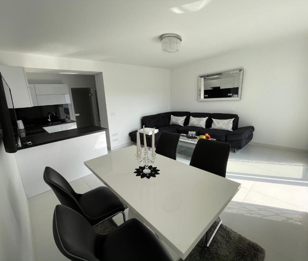 Sky Garden Trogir Apartment Екстериор снимка