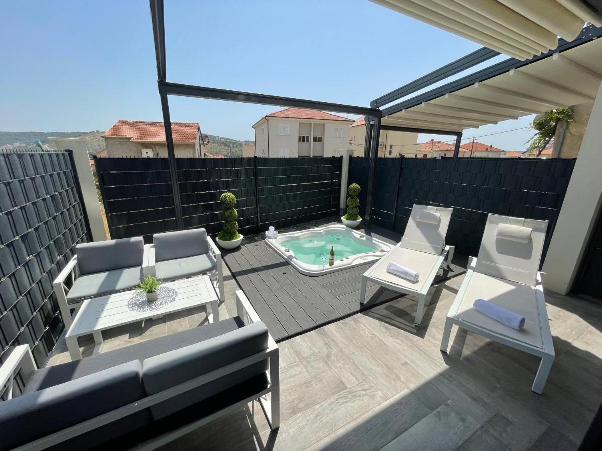 Sky Garden Trogir Apartment Екстериор снимка