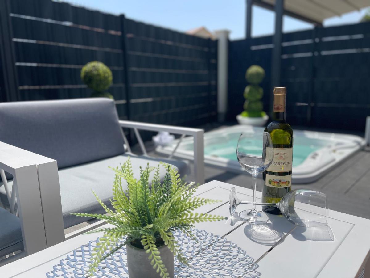 Sky Garden Trogir Apartment Екстериор снимка